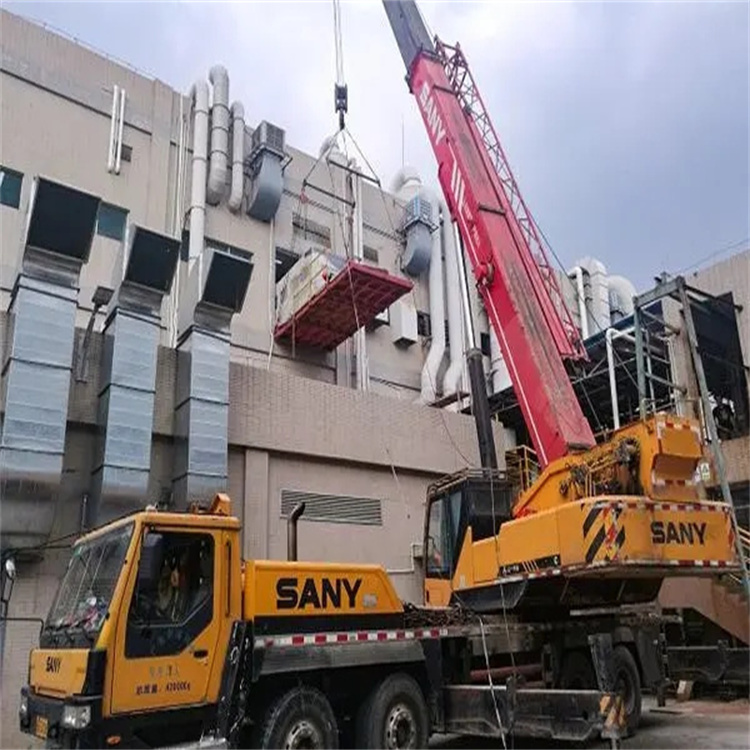 柳江一百吨吊车吊臂多长